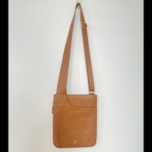 Light Camel Radley London Pockets Medium Ziptop Crossbody